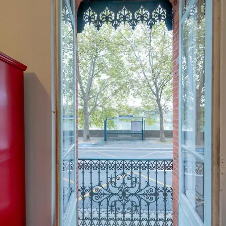 Le Bord De Garonne Apartament *